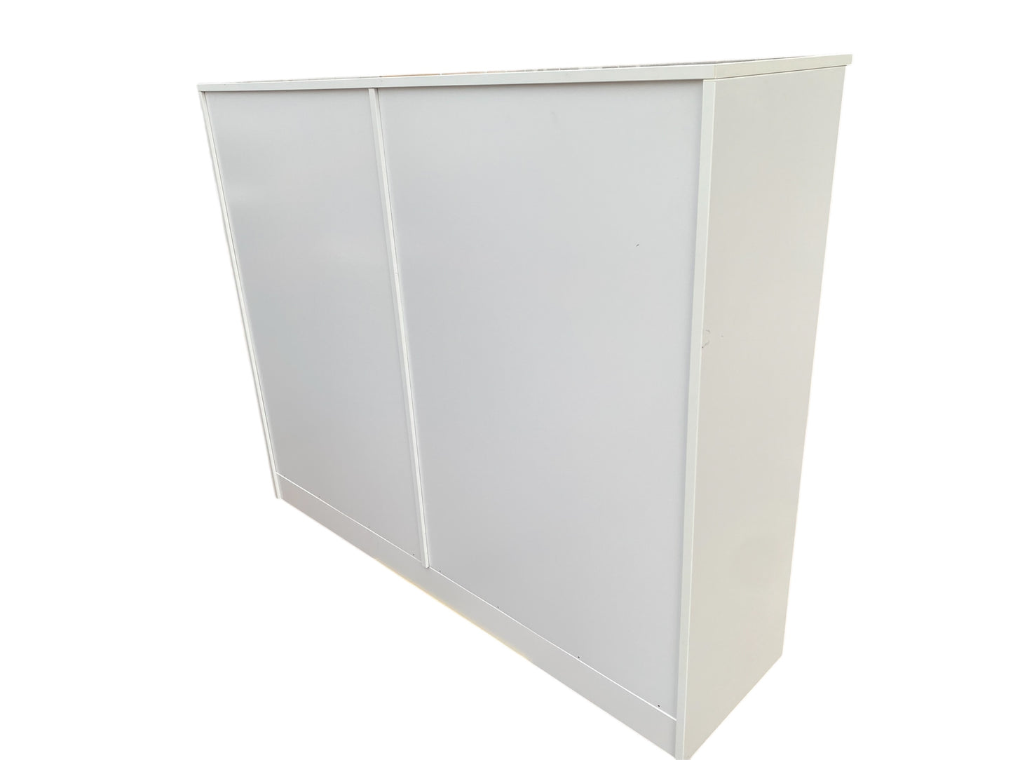 Edsbyn Skåp med Skjutdörrar